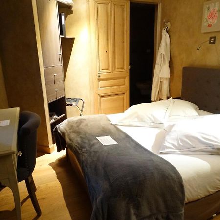 Charme & Business Hotel Lyon Limonest Eksteriør billede